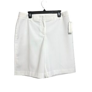 NWT Charter Club Allison Fit Women’s Shorts White Lined Sz 12 Travel Cruise